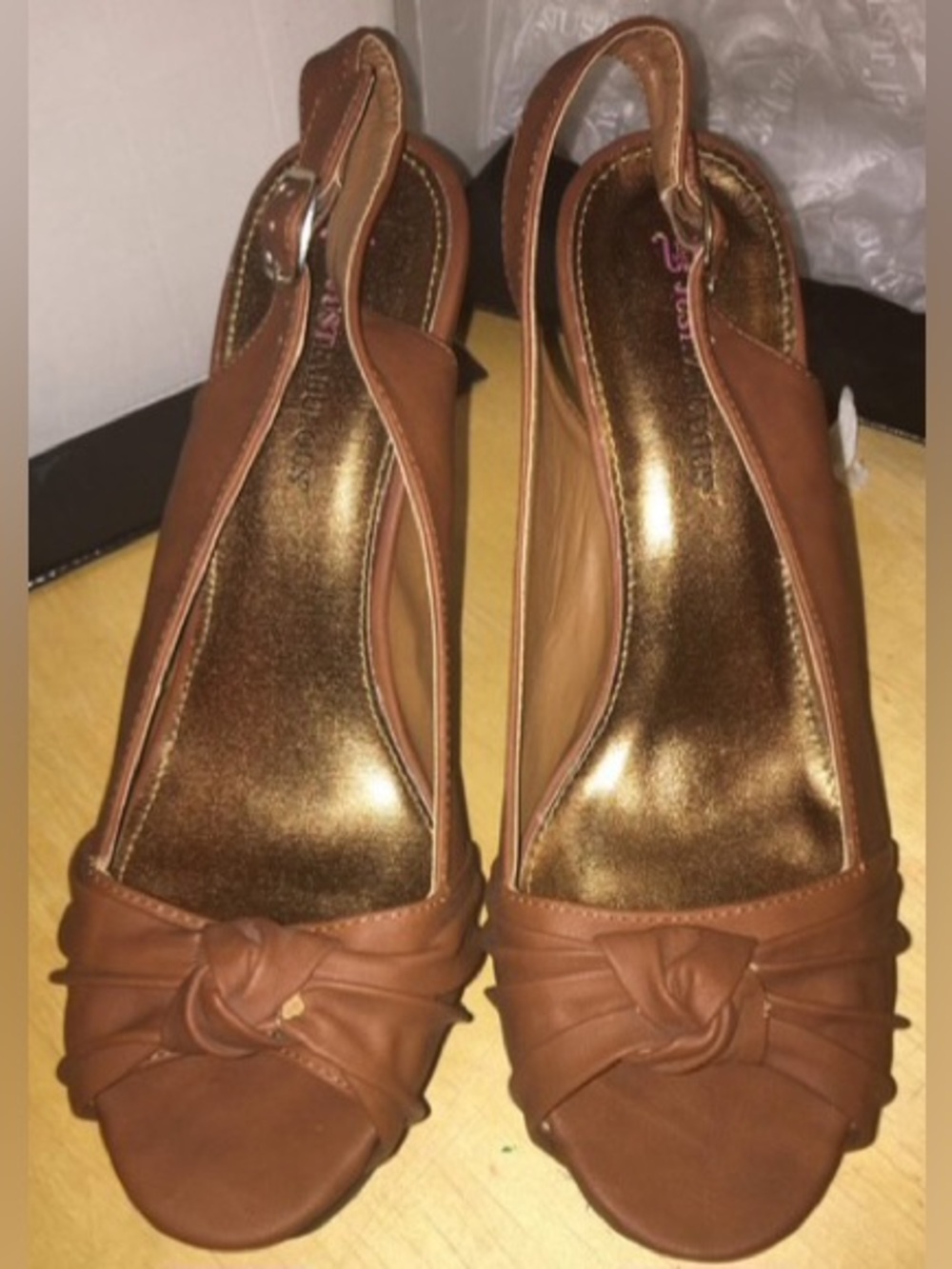 Women’s Cognac Slingback Knot Peep-Toe Heels